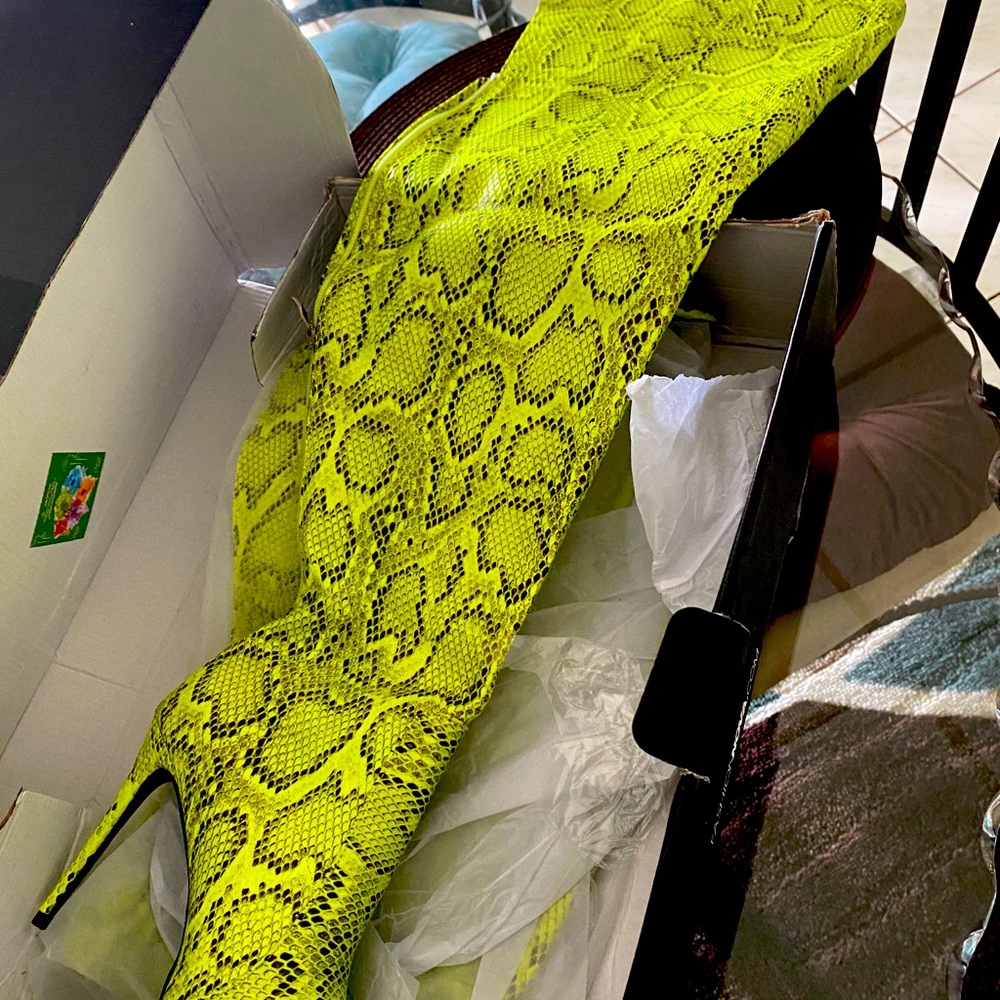 Toxi-N Lime Green Desired Heeled Boot